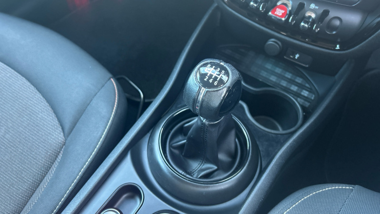 MINI Clubman 1.5 Cooper Classic 6dr Petrol Estate